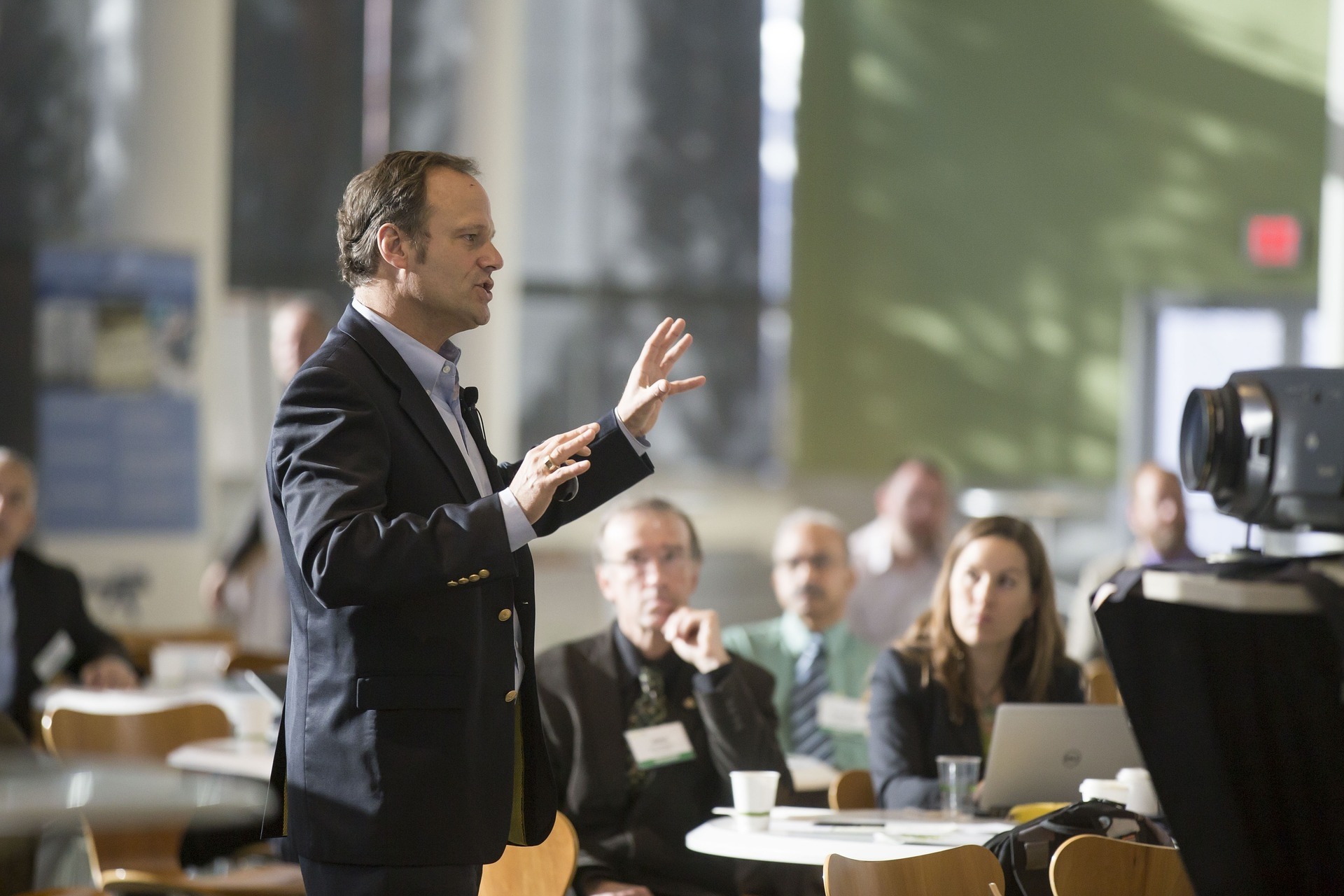 Keynote-Speaker Geld verdienen als Keynote-Speaker auf Events, etc.